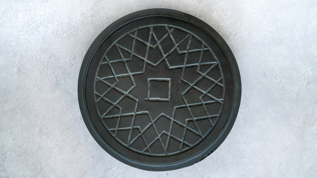 Cast iron cole hole cover with solid plate